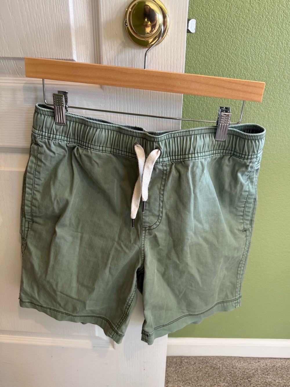 Men's Green Drawstring Shorts